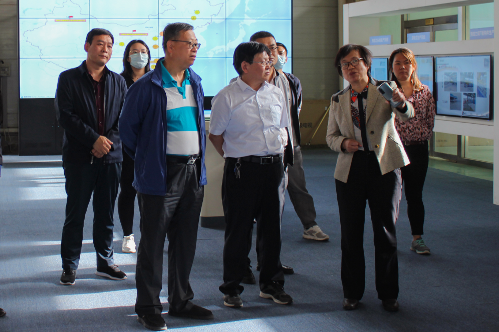 省重點(diǎn)辦處長(zhǎng)、一級(jí)調(diào)研員李興巖一行蒞臨河北新大地調(diào)研