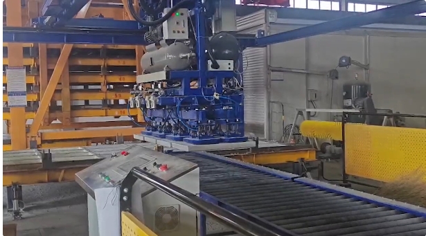 為客戶持續(xù)創(chuàng)造價(jià)值丨同一產(chǎn)線滿足兩類構(gòu)件切換生產(chǎn)